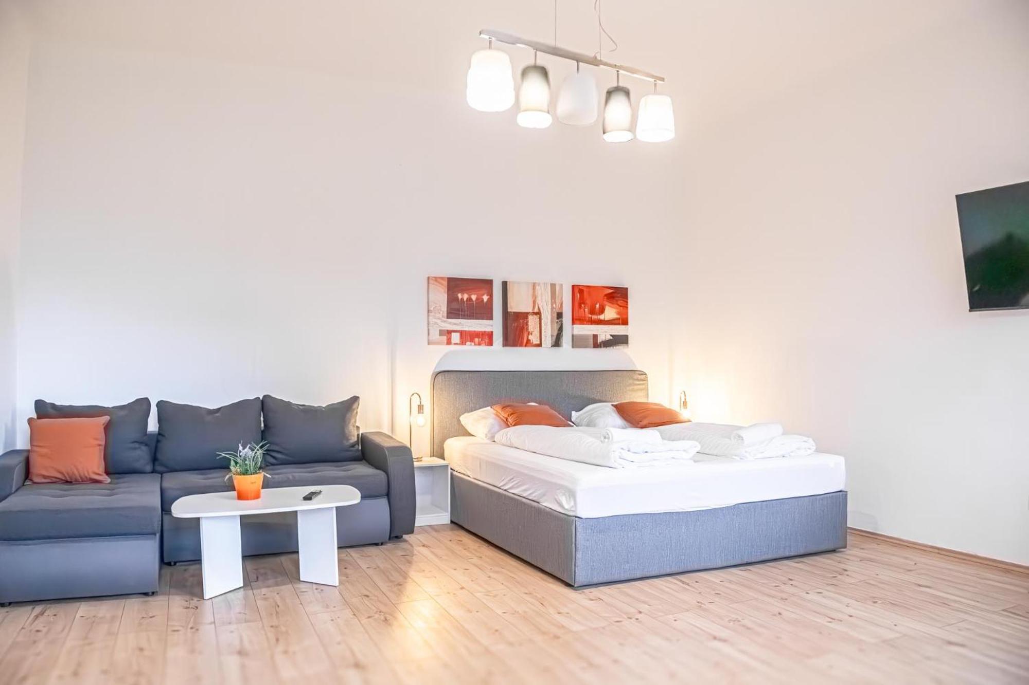 Attractive 2Br Apt Near Akh Ideal For Longstays Wenen Buitenkant foto