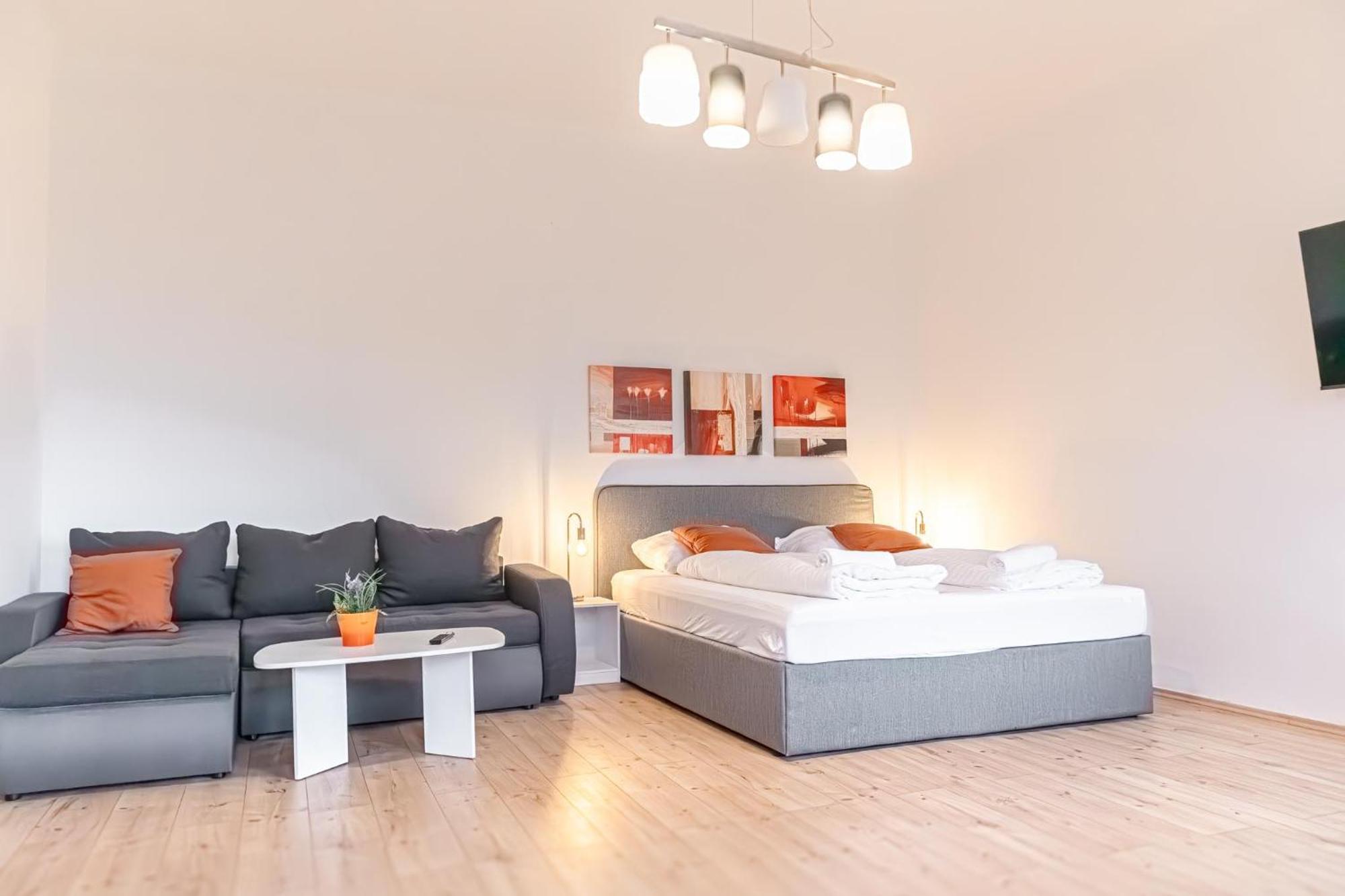 Attractive 2Br Apt Near Akh Ideal For Longstays Wenen Buitenkant foto